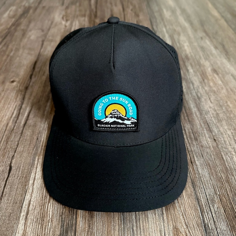 Locale Glacier National Park SnapBack Hat